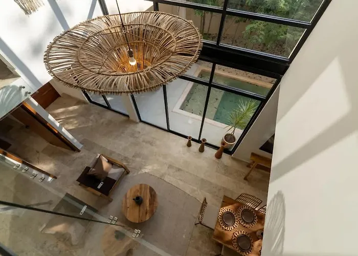 Villa 4br Modern Luxury With Private Pool & Concierge Service In