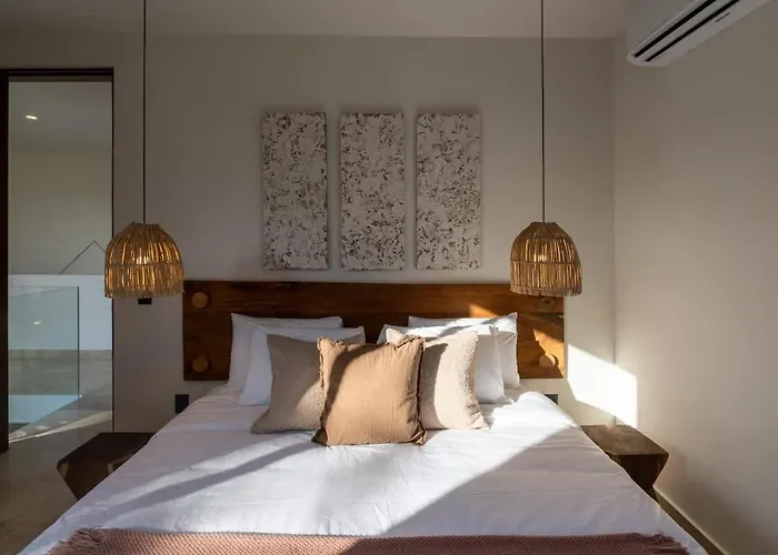 4br Modern Luxury With Private Pool & Concierge Service In